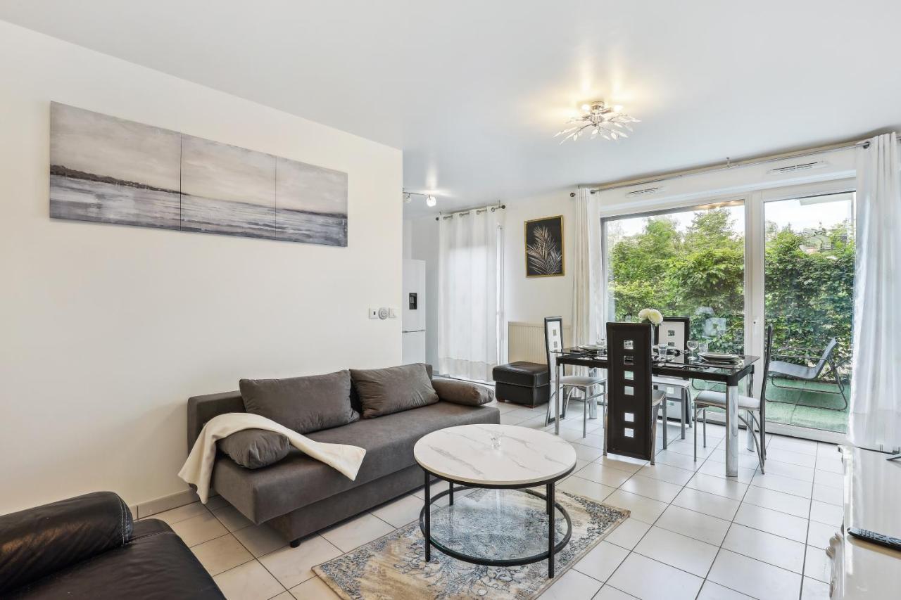 Apart-Chic-Les-Ulis With Balcon, Terrasse And Parking Les Ulis Luaran gambar