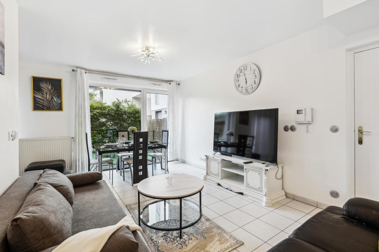Apart-Chic-Les-Ulis With Balcon, Terrasse And Parking Les Ulis Luaran gambar